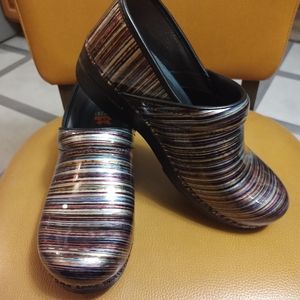 Dansko ladies clogs